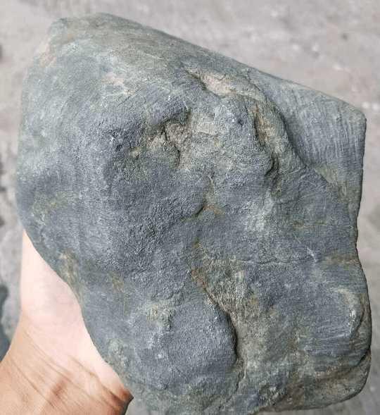 木那紫罗兰翡翠原石图木那后江翡翠原石-第18张图片-翡翠网 木那紫罗兰翡翠原石图木那后江翡翠原石-第18张图片-翡翠网