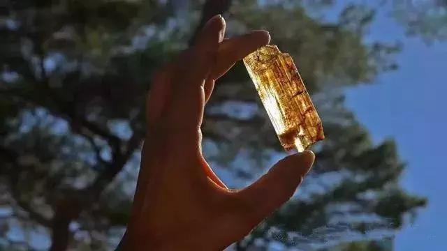 猕猴桃还是翡翠原石,翡翠原石叫什么-第5张图片-翡翠网 猕猴桃还是翡翠原石,翡翠原石叫什么-第5张图片-翡翠网