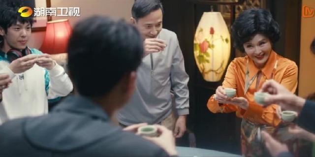 怎么养翡翠镯子,九娘家翡翠手镯-第2张图片-翡翠网 怎么养翡翠镯子,九娘家翡翠手镯-第2张图片-翡翠网