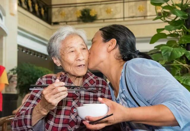 抖音火山极速版下载安装抖音极速版最新版-第2张图片-翡翠网 抖音火山极速版下载安装抖音极速版最新版-第2张图片-翡翠网