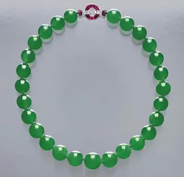 民国美女
翡翠玉手镯,民国翡翠手镯-第7张图片-翡翠网 民国美女
翡翠玉手镯,民国翡翠手镯-第7张图片-翡翠网