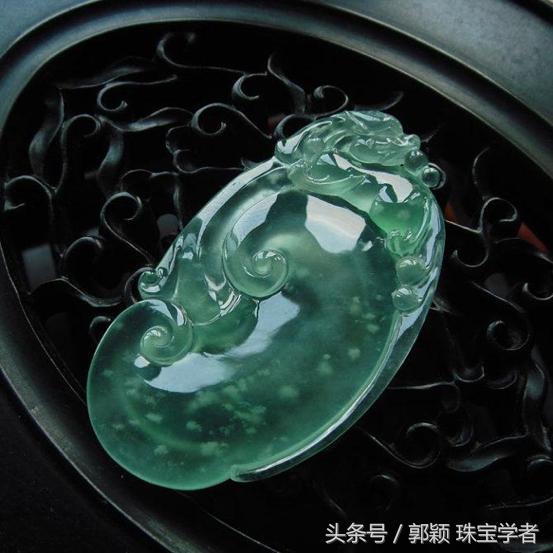 翡翠原石哪里好,翡翠原石木那色料-第1张图片-翡翠网 翡翠原石哪里好,翡翠原石木那色料-第1张图片-翡翠网