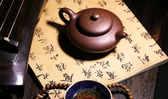 咋样鉴别紫砂壶紫砂壶鉴别翡翠知识-第2张图片-翡翠网 咋样鉴别紫砂壶紫砂壶鉴别翡翠知识-第2张图片-翡翠网