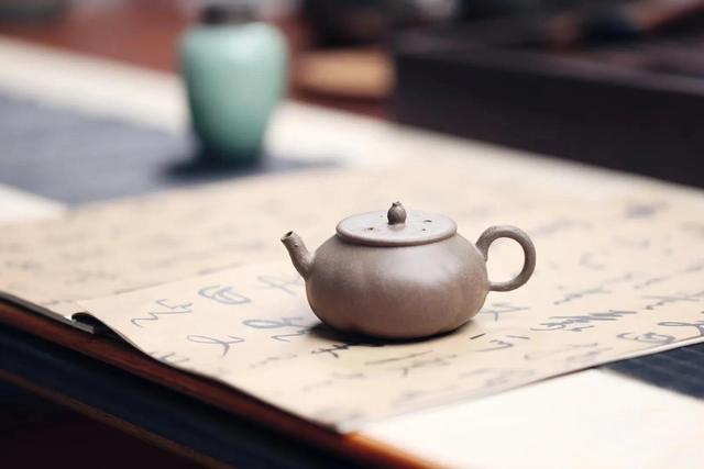 咋样鉴别紫砂壶紫砂壶鉴别翡翠知识-第4张图片-翡翠网 咋样鉴别紫砂壶紫砂壶鉴别翡翠知识-第4张图片-翡翠网