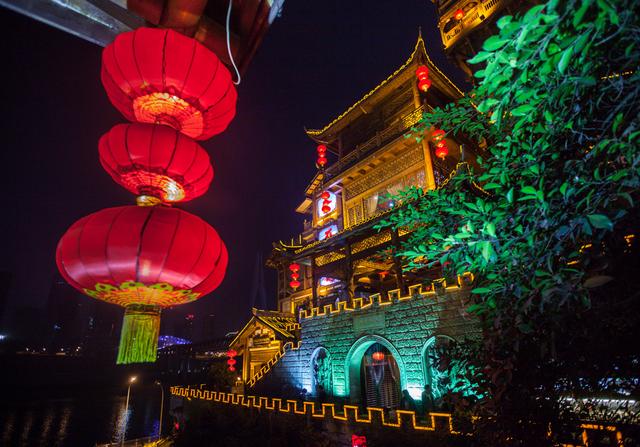 洪崖洞抖音,重庆洪崖洞抖音2017-第5张图片-翡翠网 洪崖洞抖音,重庆洪崖洞抖音2017-第5张图片-翡翠网