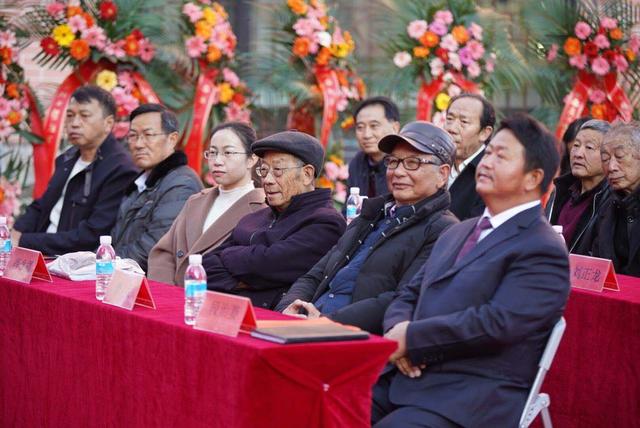 翡翠入门书籍,关于翡翠需要了解的知识-第6张图片-翡翠网 翡翠入门书籍,关于翡翠需要了解的知识-第6张图片-翡翠网