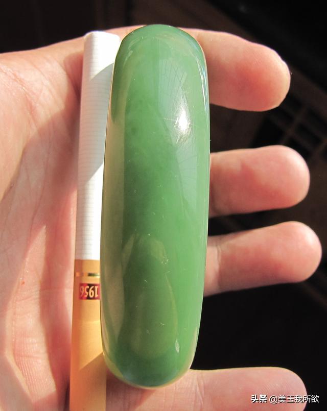 一千万满绿翡翠手镯,翡翠青花手镯价格表-第47张图片-翡翠网 一千万满绿翡翠手镯,翡翠青花手镯价格表-第47张图片-翡翠网