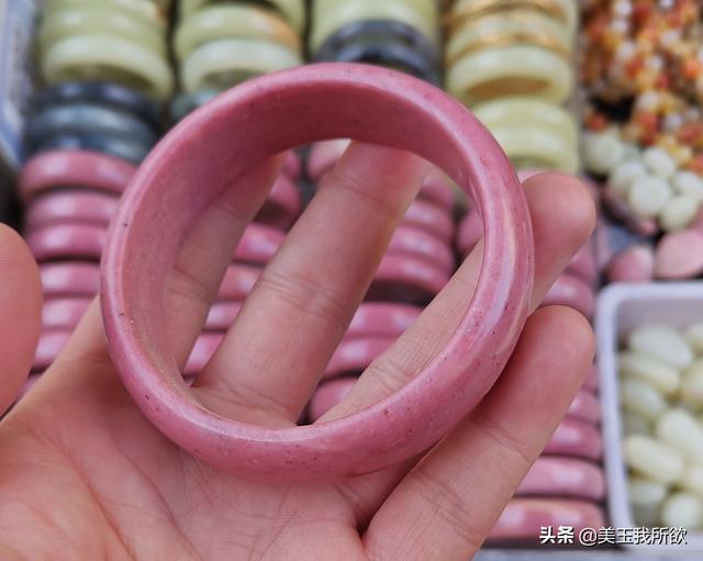 一千万满绿翡翠手镯,翡翠青花手镯价格表-第48张图片-翡翠网 一千万满绿翡翠手镯,翡翠青花手镯价格表-第48张图片-翡翠网