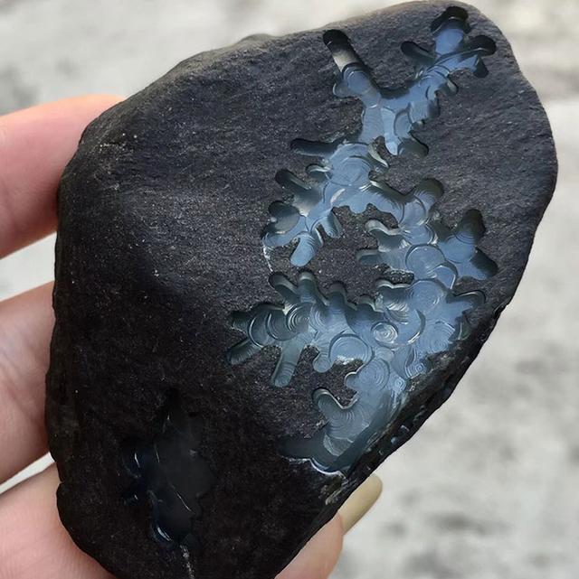 包头翡翠原石代加工翡翠原石叫什么-第21张图片-翡翠网 包头翡翠原石代加工翡翠原石叫什么-第21张图片-翡翠网