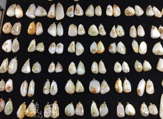 石佛寺翡翠批发价格南阳石佛寺玉器批发市场视频-第14张图片-翡翠网 石佛寺翡翠批发价格南阳石佛寺玉器批发市场视频-第14张图片-翡翠网