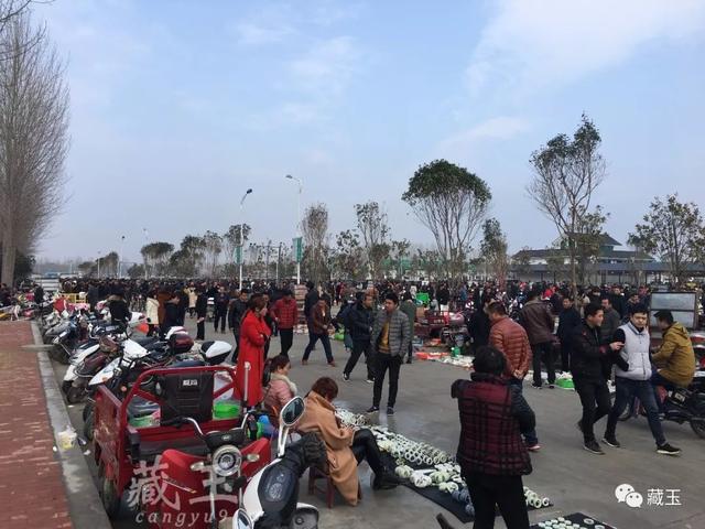 石佛寺翡翠批发价格南阳石佛寺玉器批发市场视频-第17张图片-翡翠网 石佛寺翡翠批发价格南阳石佛寺玉器批发市场视频-第17张图片-翡翠网