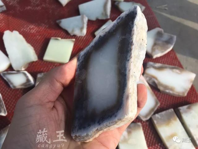 石佛寺翡翠批发价格南阳石佛寺玉器批发市场视频-第28张图片-翡翠网 石佛寺翡翠批发价格南阳石佛寺玉器批发市场视频-第28张图片-翡翠网