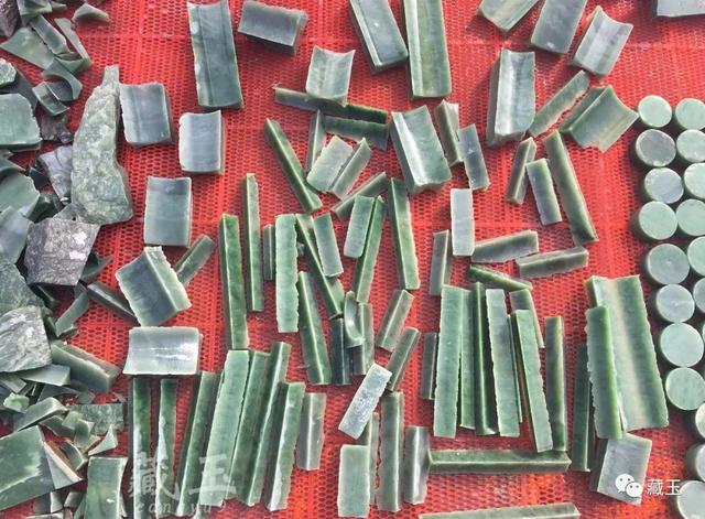 石佛寺翡翠批发价格南阳石佛寺玉器批发市场视频-第44张图片-翡翠网 石佛寺翡翠批发价格南阳石佛寺玉器批发市场视频-第44张图片-翡翠网