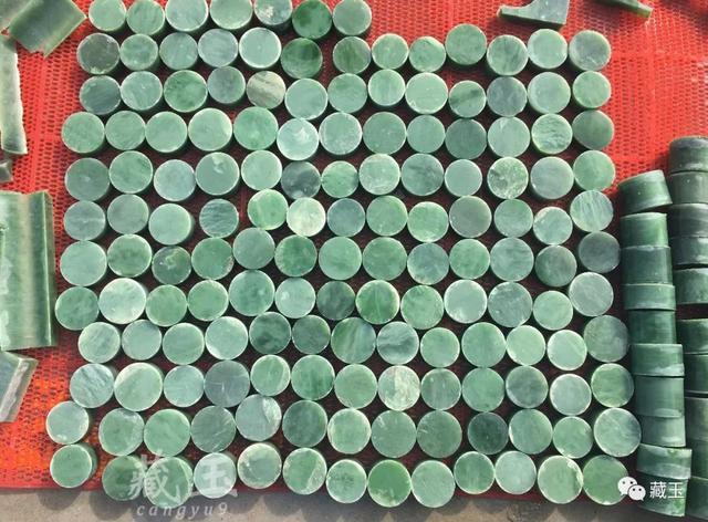 石佛寺翡翠批发价格南阳石佛寺玉器批发市场视频-第45张图片-翡翠网 石佛寺翡翠批发价格南阳石佛寺玉器批发市场视频-第45张图片-翡翠网
