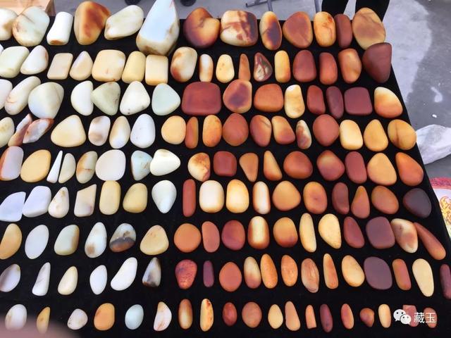 石佛寺翡翠批发价格南阳石佛寺玉器批发市场视频-第56张图片-翡翠网 石佛寺翡翠批发价格南阳石佛寺玉器批发市场视频-第56张图片-翡翠网