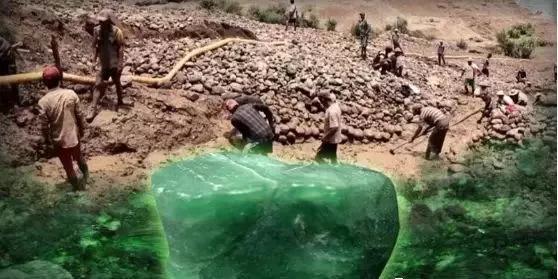 2021年翡翠原石公盘什么时候举行玻璃种满绿翡翠-第4张图片-翡翠网 2021年翡翠原石公盘什么时候举行玻璃种满绿翡翠-第4张图片-翡翠网