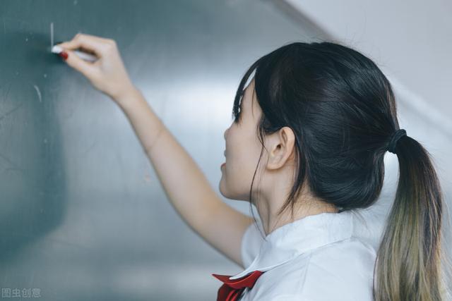 抖音最火歌曲简谱抖音最火的钢琴曲-第3张图片-翡翠网