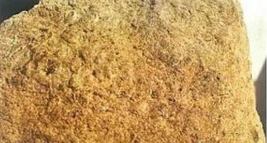 翡翠原石知识入门,翡翠原石哪里挖-第2张图片-翡翠网