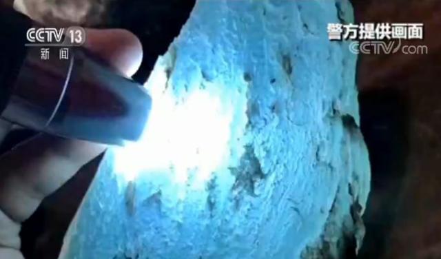 星空翡翠原石星空深渊原石干嘛用的-第2张图片-翡翠网 星空翡翠原石星空深渊原石干嘛用的-第2张图片-翡翠网