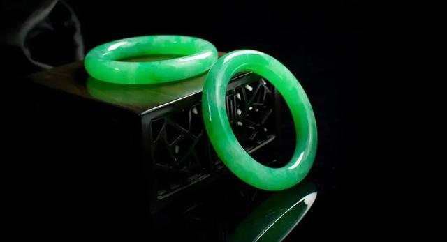 八十年代记事水晶翡翠,八十年代翡翠价格-第2张图片-翡翠网 八十年代记事水晶翡翠,八十年代翡翠价格-第2张图片-翡翠网