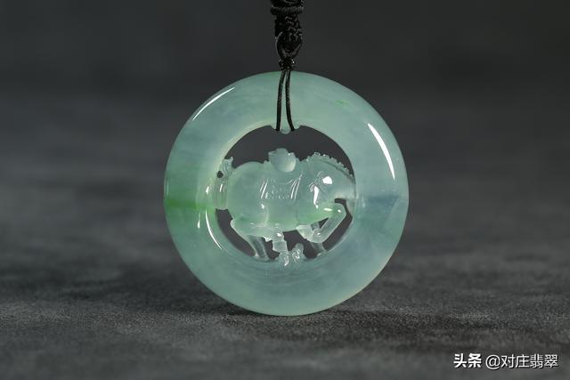 梦到制作翡翠手镯,梦见玉镯子断了什么意思-第5张图片-翡翠网 梦到制作翡翠手镯,梦见玉镯子断了什么意思-第5张图片-翡翠网