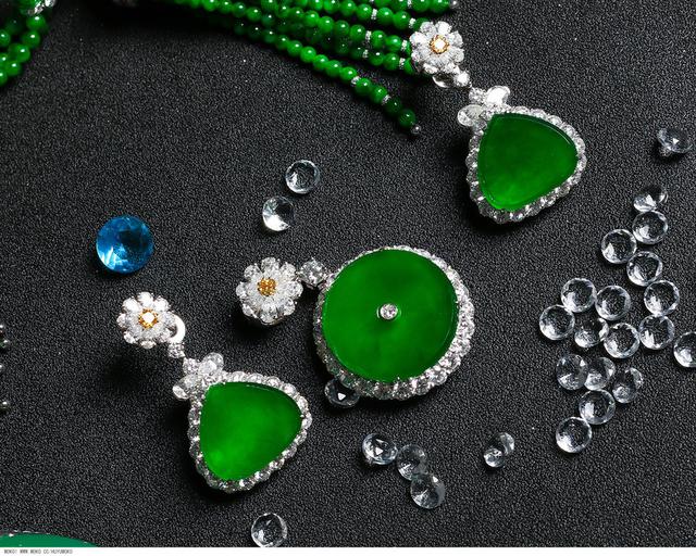 翡翠知识精华讲解,翡翠的基本知识大全-第2张图片-翡翠网 翡翠知识精华讲解,翡翠的基本知识大全-第2张图片-翡翠网