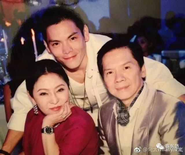 向华强刘嘉玲翡翠知识刘晓庆翡翠首饰-第47张图片-翡翠网 向华强刘嘉玲翡翠知识刘晓庆翡翠首饰-第47张图片-翡翠网