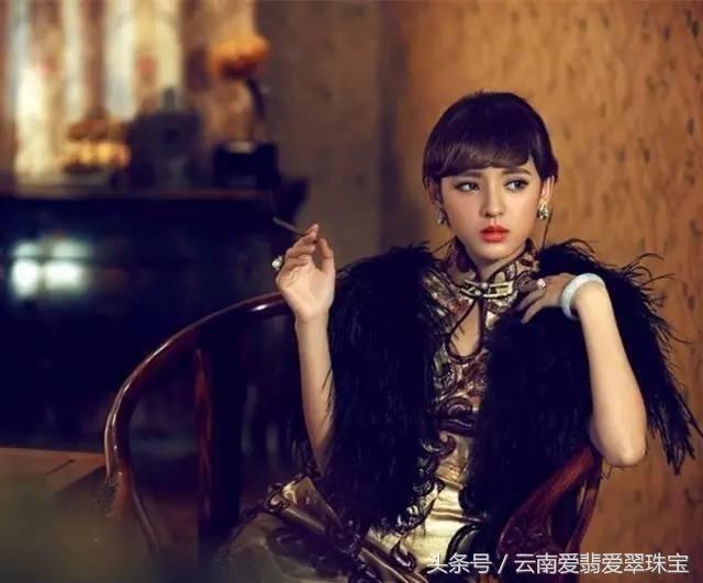 翡翠的原石在哪里一吨翡翠原石有多少-第6张图片-翡翠网 翡翠的原石在哪里一吨翡翠原石有多少-第6张图片-翡翠网