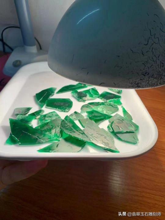 翡翠手镯上的棉会散吗4000的翡翠手镯中有棉-第14张图片-翡翠网 翡翠手镯上的棉会散吗4000的翡翠手镯中有棉-第14张图片-翡翠网