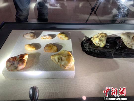 翡翠毛料原石郴州翡翠原石云南货源-第1张图片-翡翠网 翡翠毛料原石郴州翡翠原石云南货源-第1张图片-翡翠网