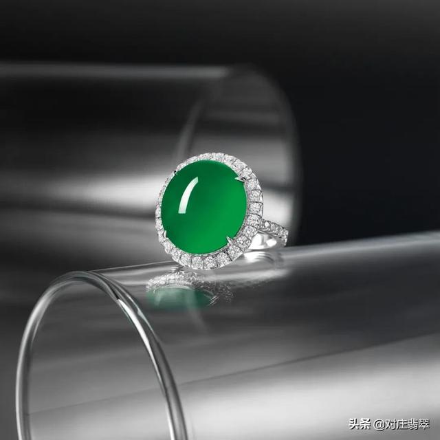 十万元翡翠满绿挂件满绿翡翠挂件图片价格-第3张图片-翡翠网 十万元翡翠满绿挂件满绿翡翠挂件图片价格-第3张图片-翡翠网