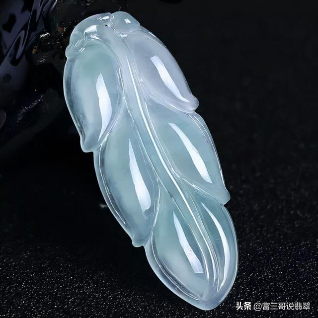 翡翠的基本知识有几点的简单介绍-第14张图片-翡翠网 翡翠的基本知识有几点的简单介绍-第14张图片-翡翠网