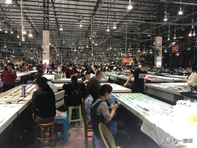 玉成翡翠知识的简单介绍-第6张图片-翡翠网 玉成翡翠知识的简单介绍-第6张图片-翡翠网