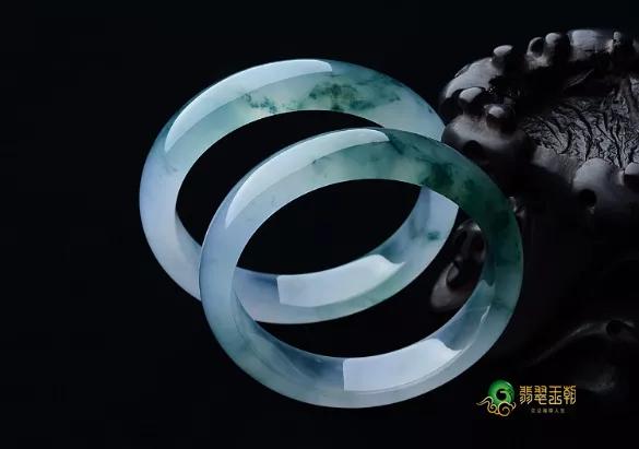 翡翠引发的故事,翡翠故事知识分享-第1张图片-翡翠网 翡翠引发的故事,翡翠故事知识分享-第1张图片-翡翠网