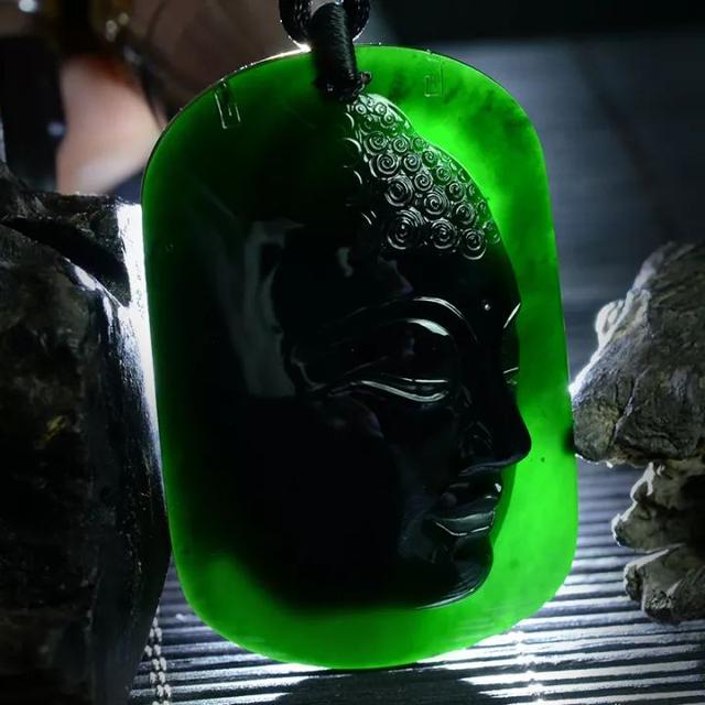 南昌墨翠翡翠原石的简单介绍-第6张图片-翡翠网