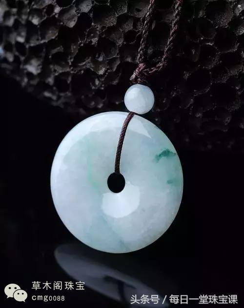 翡翠镶嵌扣头翡翠扣知识-第6张图片-翡翠网 翡翠镶嵌扣头翡翠扣知识-第6张图片-翡翠网