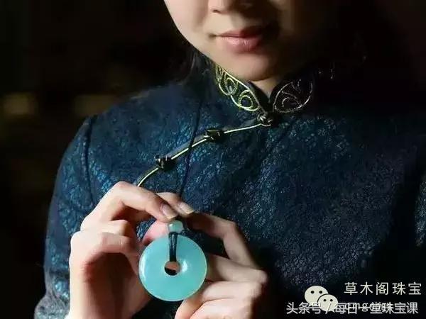 翡翠镶嵌扣头翡翠扣知识-第13张图片-翡翠网 翡翠镶嵌扣头翡翠扣知识-第13张图片-翡翠网