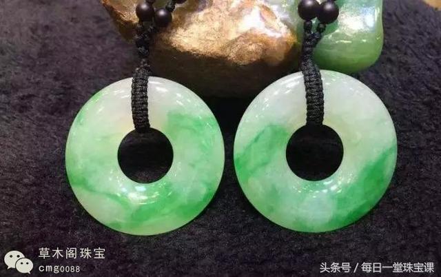 翡翠镶嵌扣头翡翠扣知识-第14张图片-翡翠网 翡翠镶嵌扣头翡翠扣知识-第14张图片-翡翠网