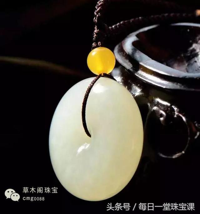 翡翠镶嵌扣头翡翠扣知识-第15张图片-翡翠网 翡翠镶嵌扣头翡翠扣知识-第15张图片-翡翠网