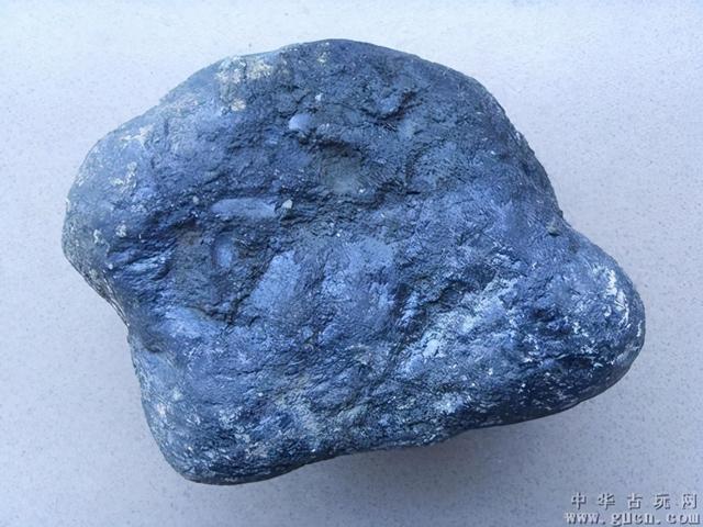 翁巴列翡翠原石特点,翡翠原石有几个场口-第3张图片-翡翠网 翁巴列翡翠原石特点,翡翠原石有几个场口-第3张图片-翡翠网