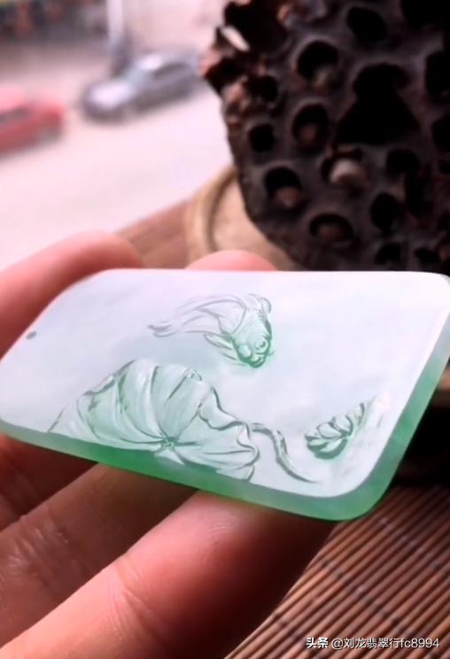 种嫩的翡翠有价值吗翡翠的变种知识-第4张图片-翡翠网 种嫩的翡翠有价值吗翡翠的变种知识-第4张图片-翡翠网