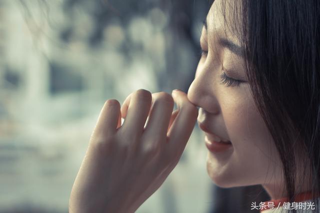 十指芊芊是什么姿势,十指芊芊翡翠知识-第3张图片-翡翠网 十指芊芊是什么姿势,十指芊芊翡翠知识-第3张图片-翡翠网