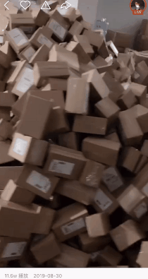 快手直播卖翡翠原石是真的吗快手玉匠人的翡翠手镯是不是真的-第7张图片-翡翠网 快手直播卖翡翠原石是真的吗快手玉匠人的翡翠手镯是不是真的-第7张图片-翡翠网