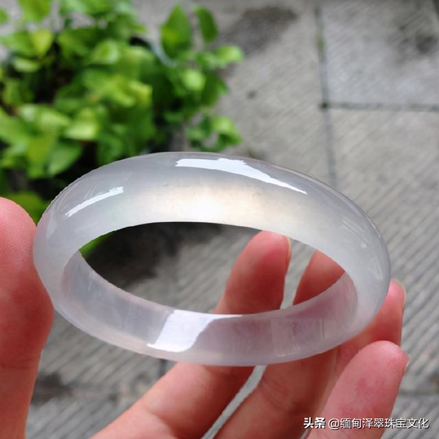 翡翠的原石在哪里翡翠知识图解大全高清照片-第2张图片-翡翠网 翡翠的原石在哪里翡翠知识图解大全高清照片-第2张图片-翡翠网