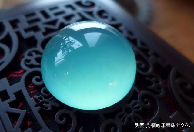 翡翠的原石在哪里翡翠知识图解大全高清照片-第18张图片-翡翠网 翡翠的原石在哪里翡翠知识图解大全高清照片-第18张图片-翡翠网