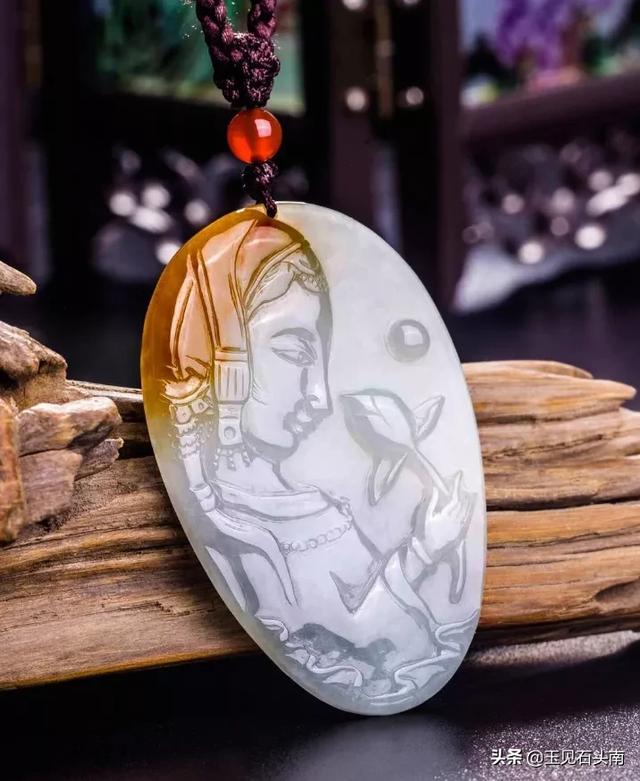 翡翠原石压灯黄雾鸡蛋黄翡翠原石价格-第14张图片-翡翠网 翡翠原石压灯黄雾鸡蛋黄翡翠原石价格-第14张图片-翡翠网