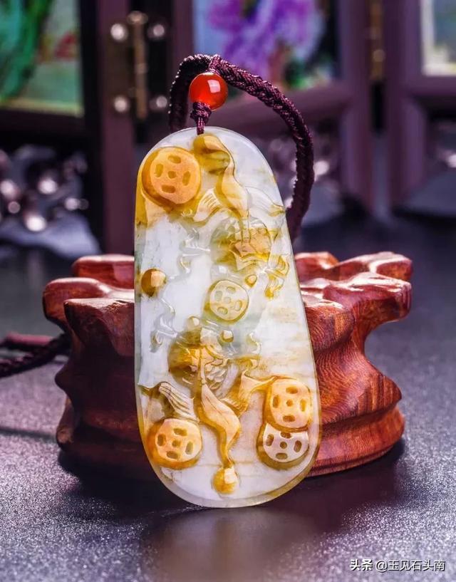 翡翠原石压灯黄雾鸡蛋黄翡翠原石价格-第16张图片-翡翠网 翡翠原石压灯黄雾鸡蛋黄翡翠原石价格-第16张图片-翡翠网