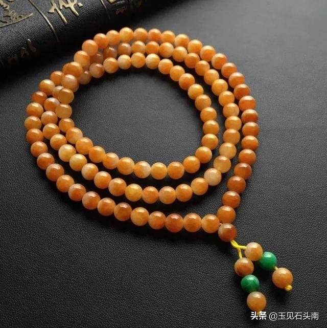 翡翠原石压灯黄雾鸡蛋黄翡翠原石价格-第17张图片-翡翠网 翡翠原石压灯黄雾鸡蛋黄翡翠原石价格-第17张图片-翡翠网