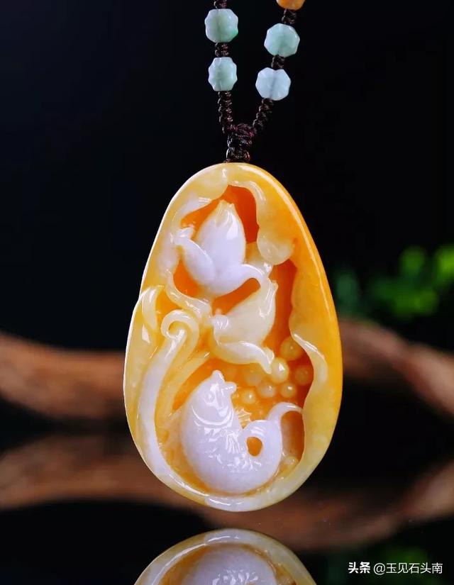 翡翠原石压灯黄雾鸡蛋黄翡翠原石价格-第21张图片-翡翠网 翡翠原石压灯黄雾鸡蛋黄翡翠原石价格-第21张图片-翡翠网