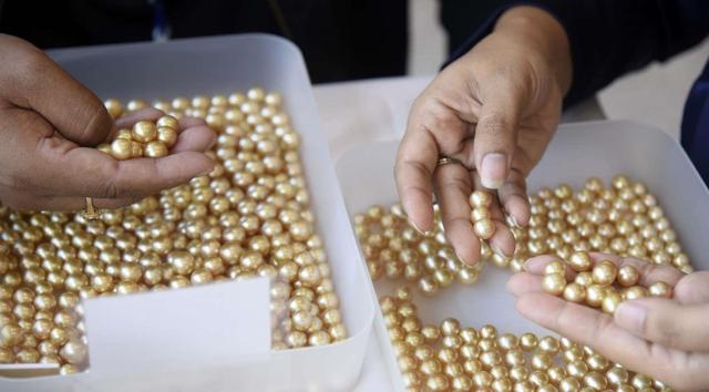 赵阳兰百度百科博也珠宝中缅翡翠原石-第2张图片-翡翠网 赵阳兰百度百科博也珠宝中缅翡翠原石-第2张图片-翡翠网